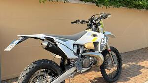 Husqvarna TE 250i (2022)