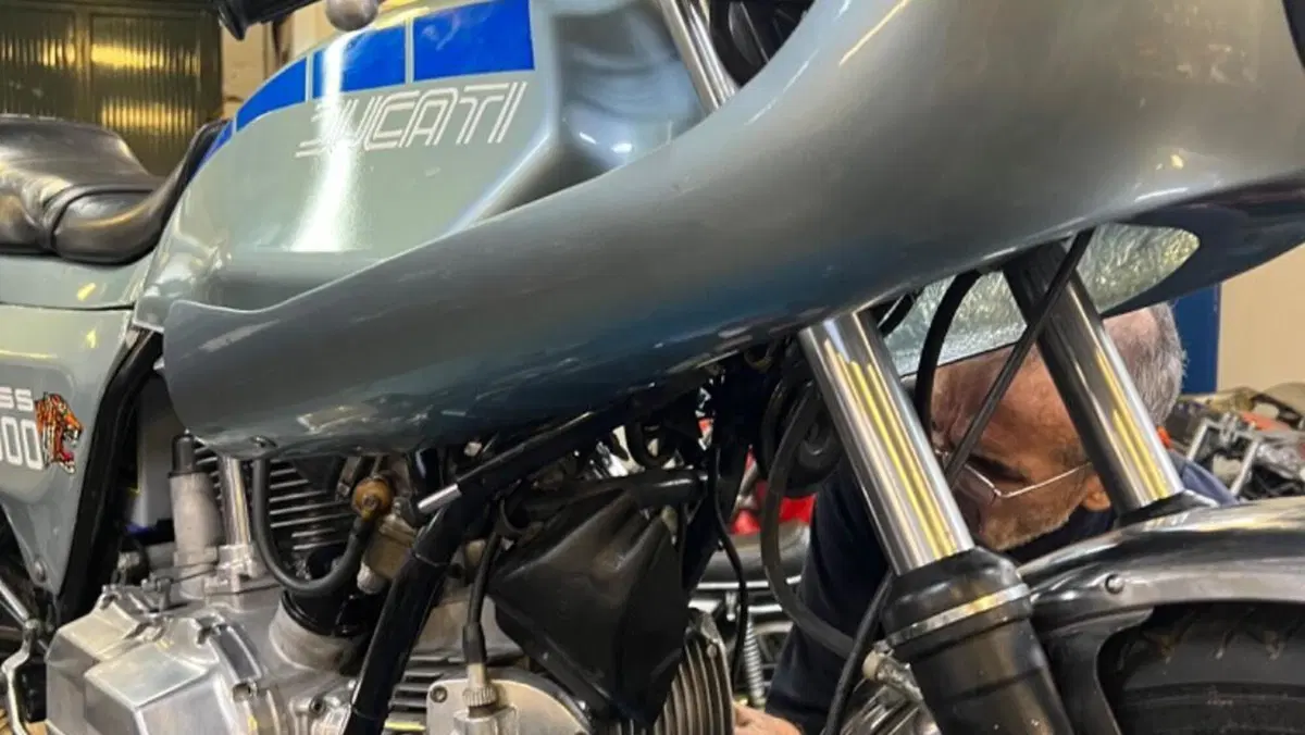 Ducati   (2)