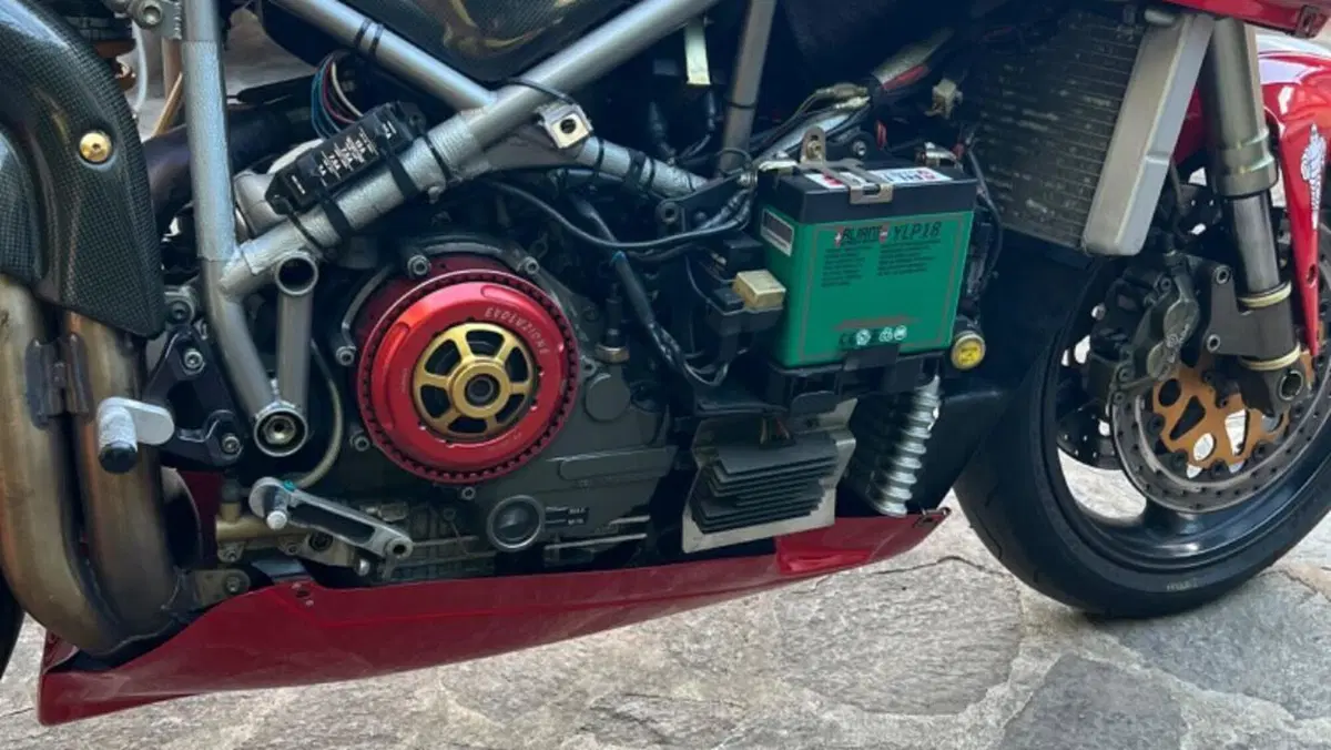 Ducati   (8)