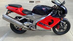 Aprilia RSV 1000 (1998 - 99) 