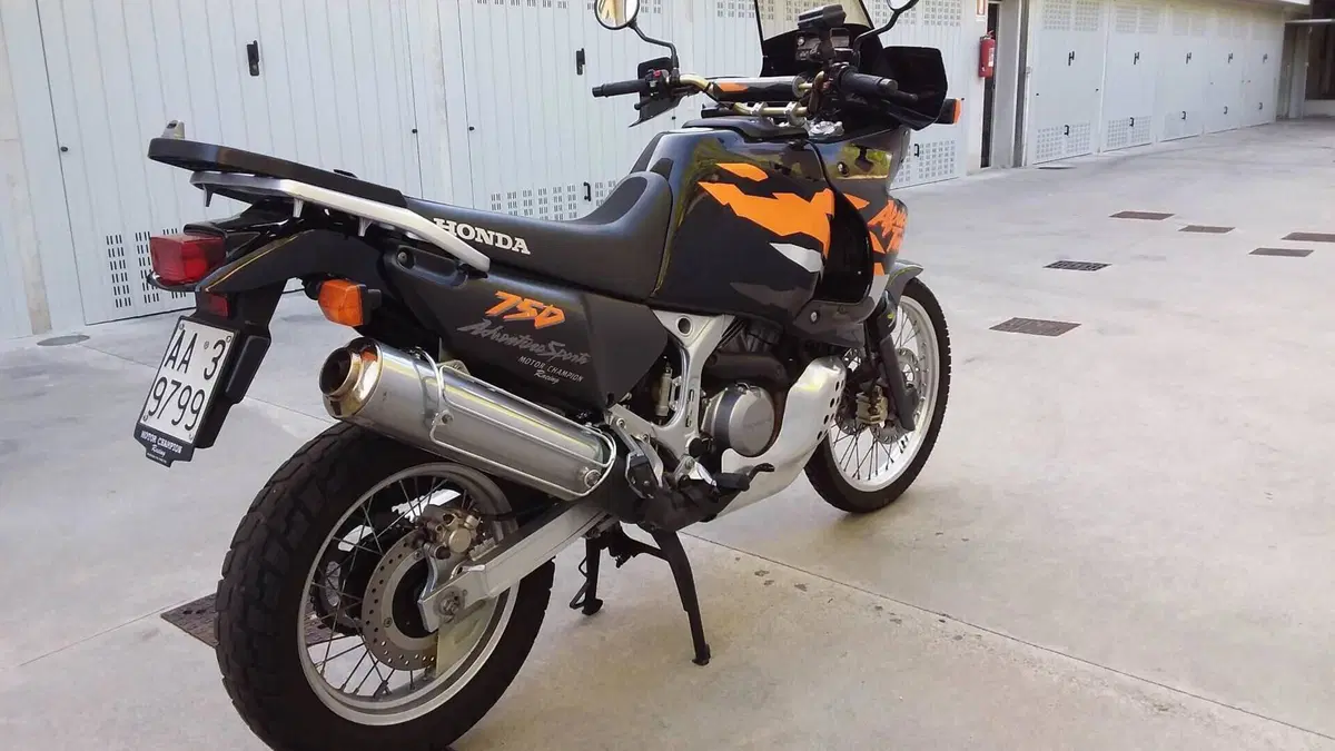 Honda   (9)