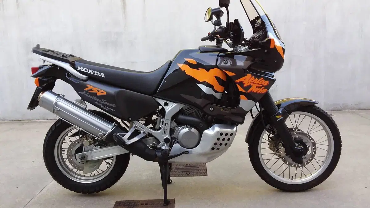 Honda   (12)