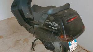Piaggio Super Hexagon GTX 250 