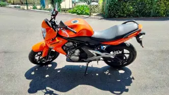 Kawasaki ER-6N (2006 - 09) usata