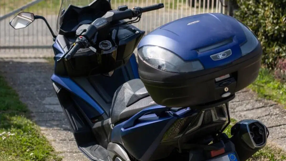 Kymco AK 550 (2017 - 19)  (3)
