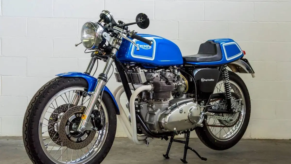 Triumph   (2)
