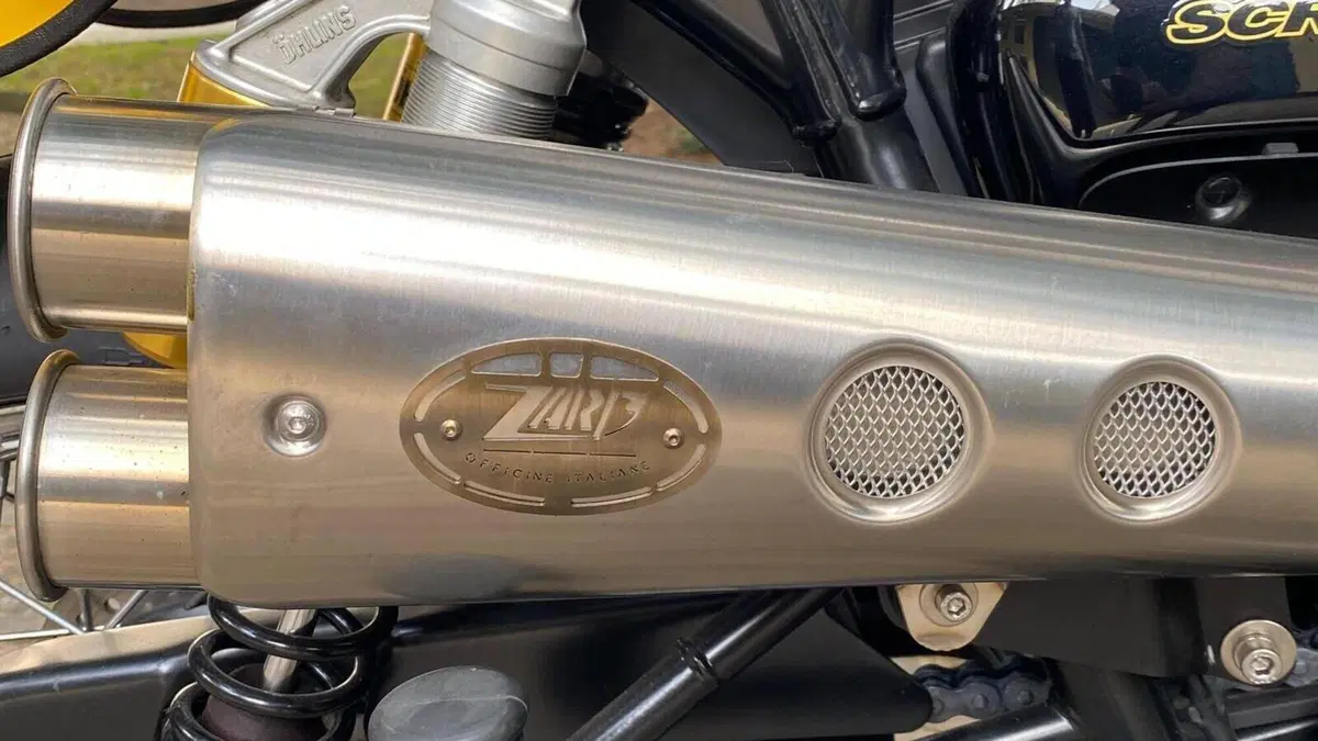 Triumph Scrambler (2006 - 17)  (3)