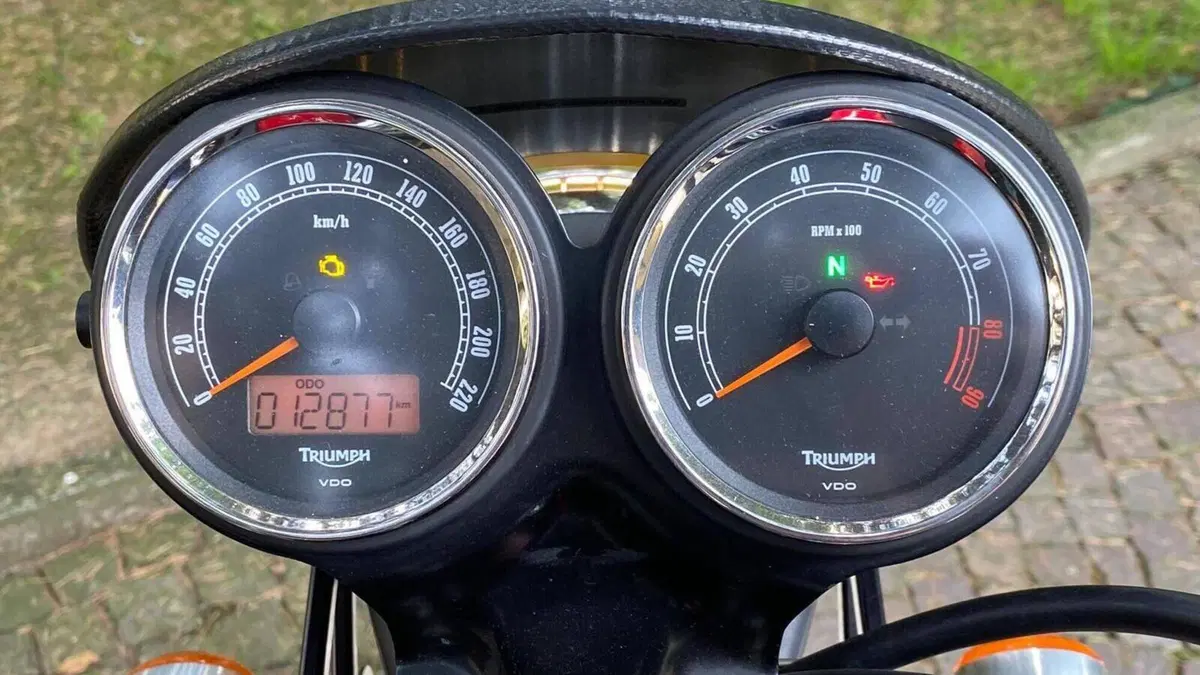 Triumph Scrambler (2006 - 17)  (7)