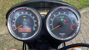 Triumph Scrambler (2006 - 17)  (7)