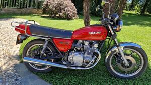Suzuki  