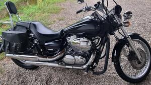 Honda Shadow 750 (2004) 