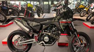 Fantic Motor XMF 125 Motard Performance 4T (2023 - 24) 