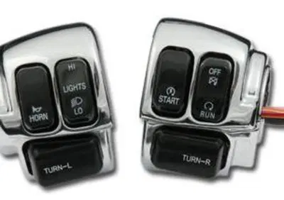 Interruttori neri con scatole cromate per vari mod  - Annuncio 8554587