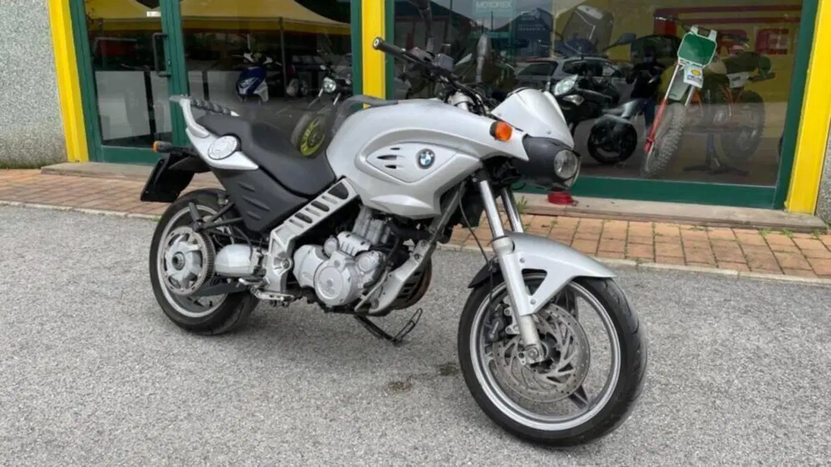 Bmw F 650 CS Scarver (2001 - 06)  (4)