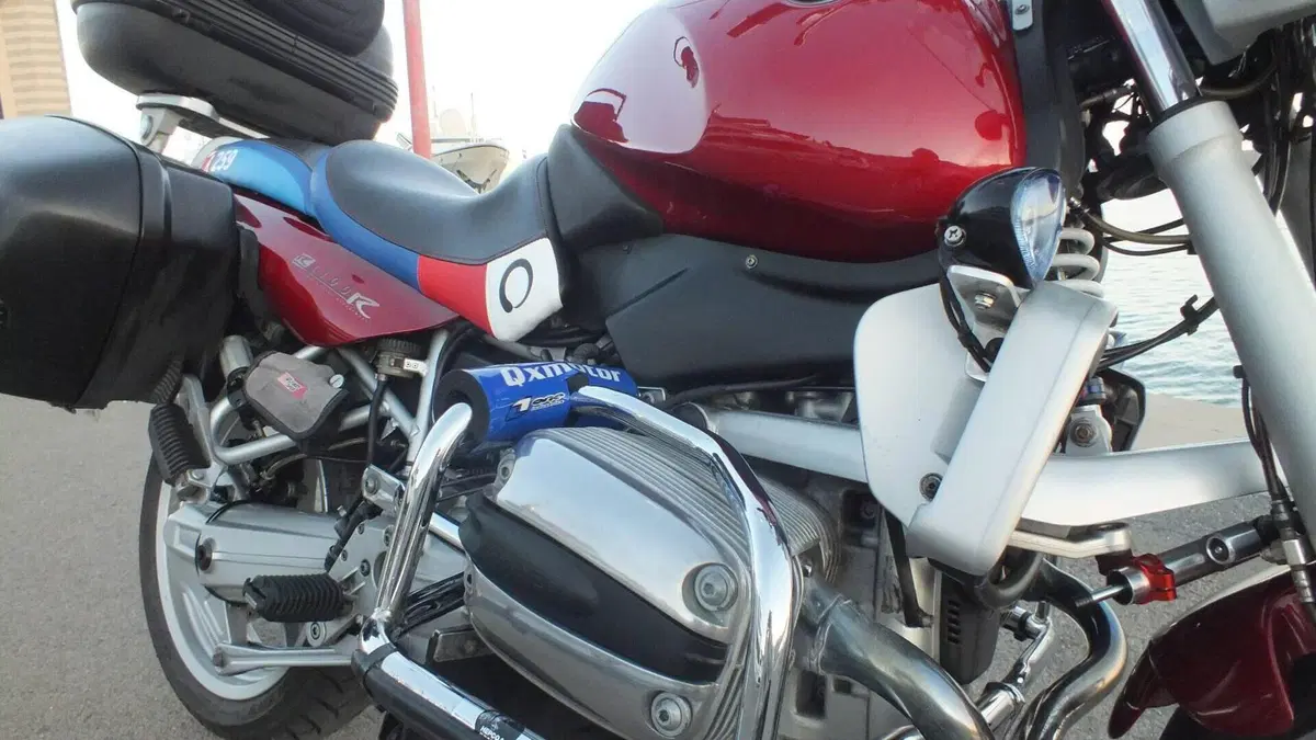 Bmw R 1100 R ABS  (2)
