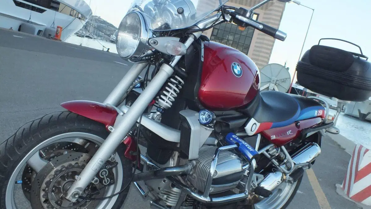 Bmw R 1100 R ABS  (8)