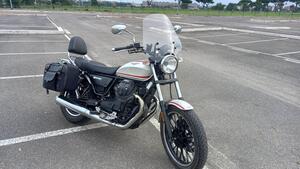 Moto Guzzi V9 Roamer (2018 - 20) 