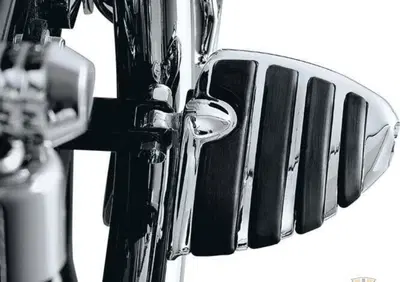 Pedane Kuryakyn Iso-Wing mini universali Kuryakyn  - Annuncio 8555412