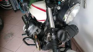 Moto Guzzi V9 Roamer (2016 - 18) 