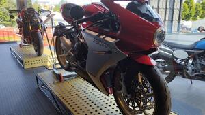 MV Agusta Superveloce 800 (2021 - 25) 
