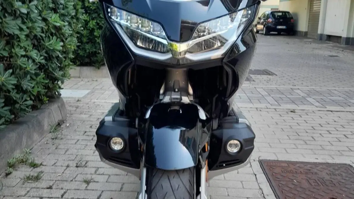 Honda GL 1800 Gold Wing Tour (2020)  (5)