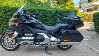 Honda GL 1800 Gold Wing Tour (2020) usata
