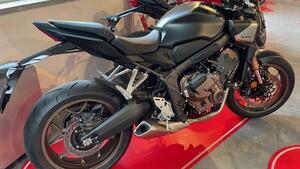 Honda CB 650 R (2024 - 25) 