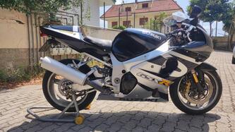 Suzuki GSX R 1000 (2000 - 02) usata