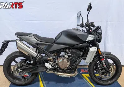 Husqvarna Svartpilen 801 (2024 - 26) - Annuncio 9507517
