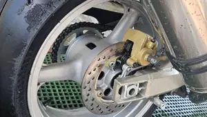 Kawasaki Ninja 900 ZX-9R (2002 - 05)  (4)