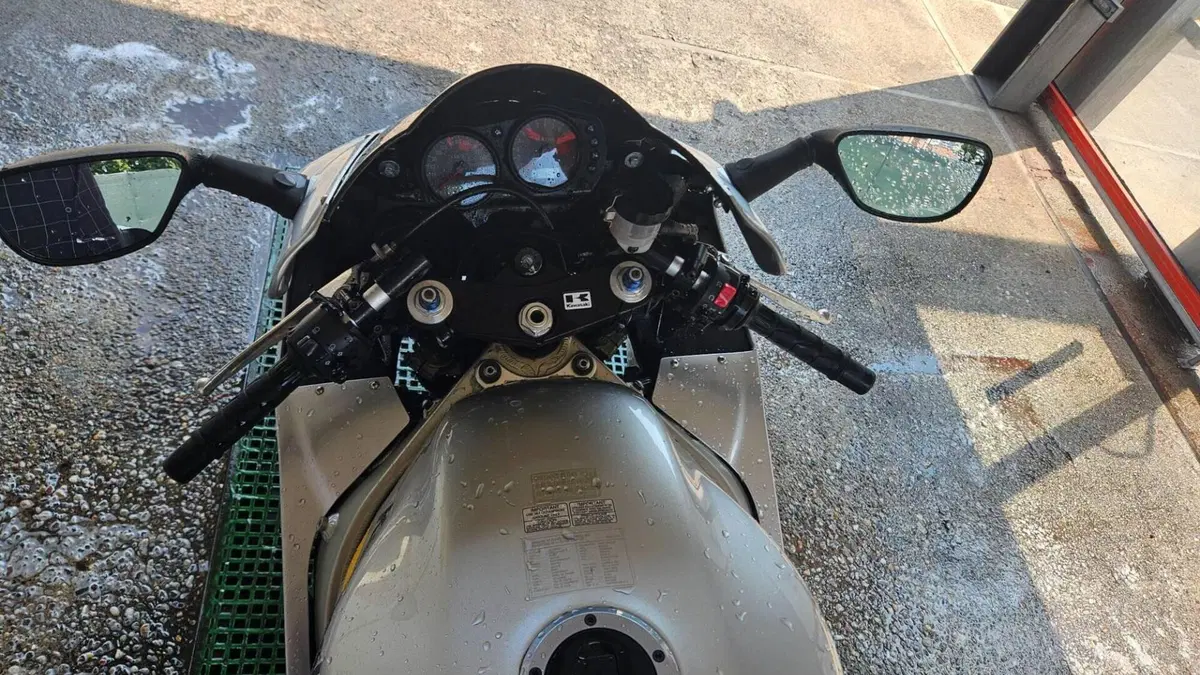 Kawasaki Ninja 900 ZX-9R (2002 - 05)  (13)