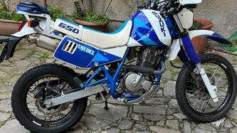 Suzuki DR 650 DJEBEL epoca