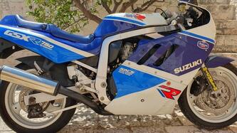 Suzuki GSXR 750 epoca