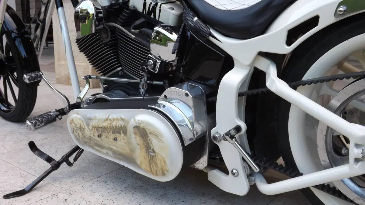 Harley-Davidson 1450 Deluxe (2005 - 06) - FLSTNI  (6)