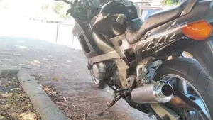 Kawasaki ZZR 600 (1990 - 00)  (4)