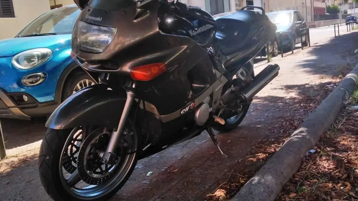 Kawasaki ZZR 600 (1990 - 00) 