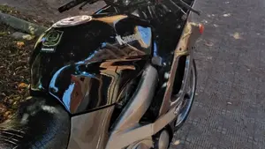 Kawasaki ZZR 600 (1990 - 00)  (5)