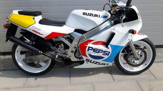 Suzuki Rgv 250 pepsi epoca