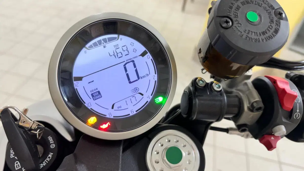Ducati Scrambler 800 Cafè Racer (2017 - 21)  (4)