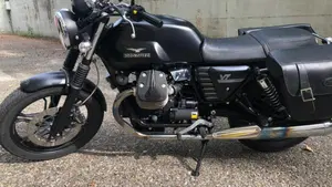Moto Guzzi V7 Special (2012 - 14)  (4)