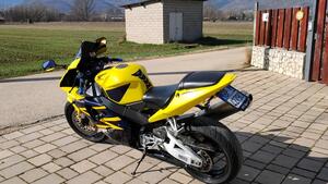 Honda CBR 900 RR Fireblade (2002 - 04) 