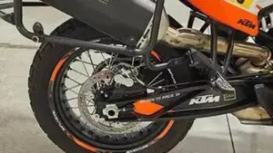 KTM 890 Adventure (2022)  (2)