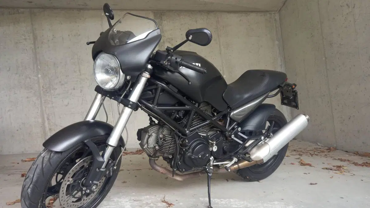 Ducati Monster 695 (2006 - 08) 