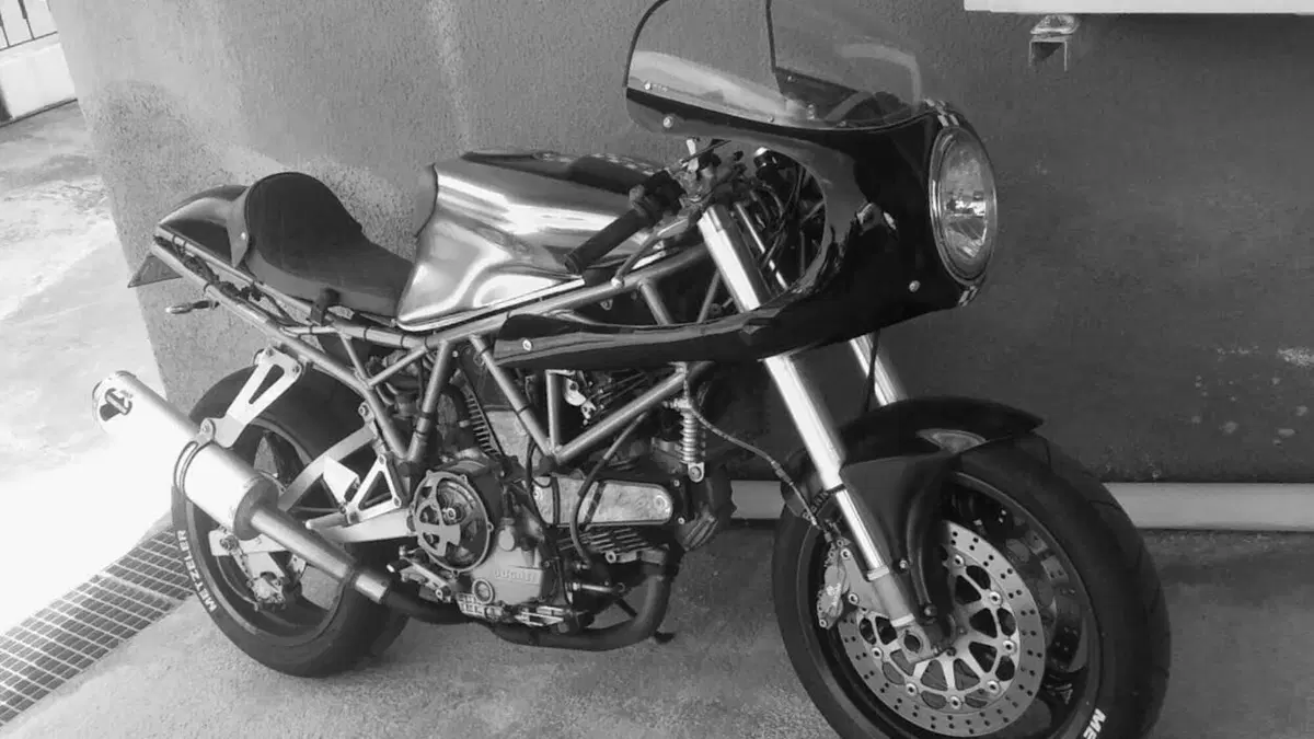Ducati 900 Sport (2002)  (2)