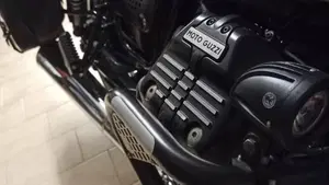 Moto Guzzi V9 Roamer (2016 - 18)  (5)