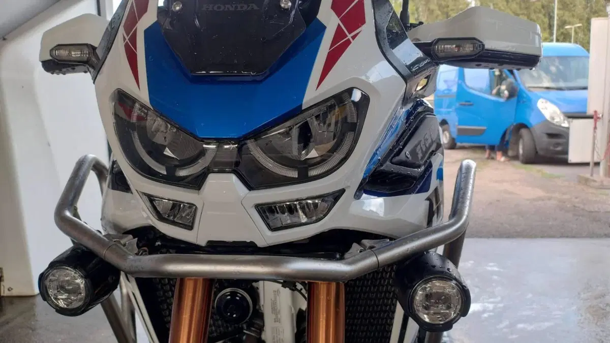 Honda Africa Twin CRF 1100L Adventure Sports DCT Travel Edition (2022 - 23)  (2)