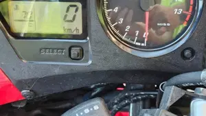 Honda VFR 800 (2002 - 05)  (8)