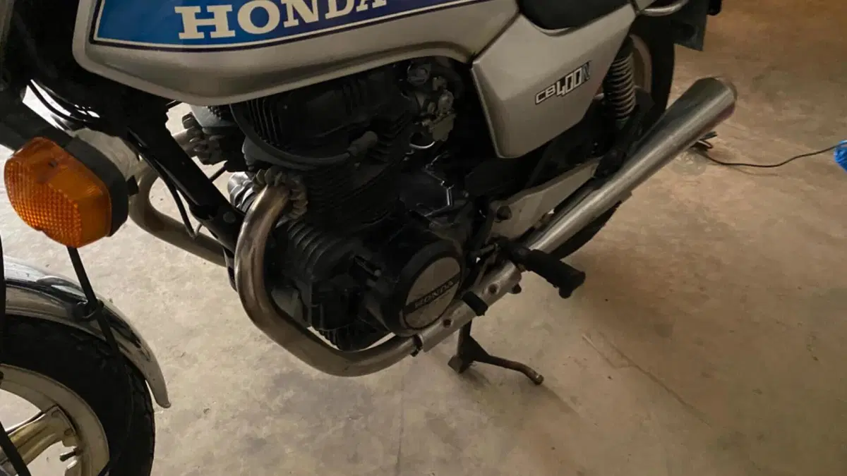 Honda  