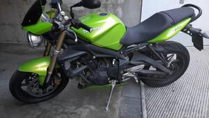 Triumph Street Triple (2007 - 12) 
