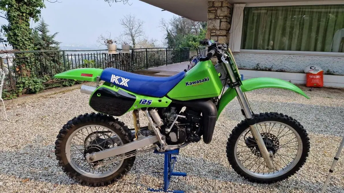 Kawasaki   (2)